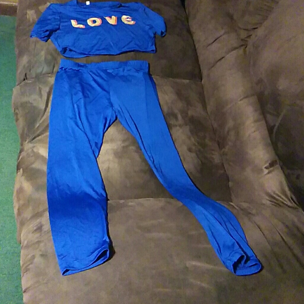 Love crop top with leggings set